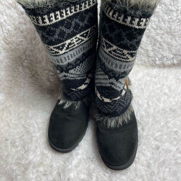 Muk Luks Winter Boots reversal Blk faux suede,navy blue knit & gray faux… - Picture 8 of 12